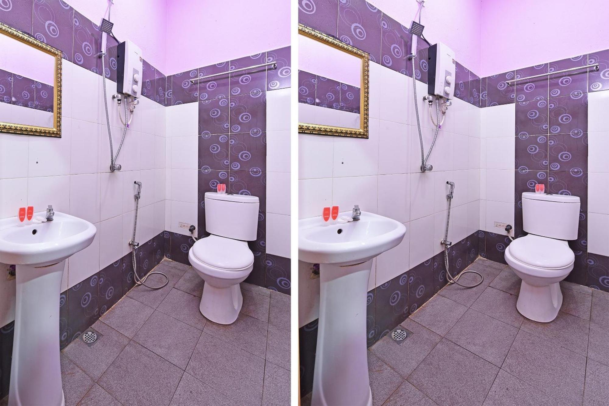 Oyo 90561 Awan Biru Motel Пантай Ченанг Екстериор снимка